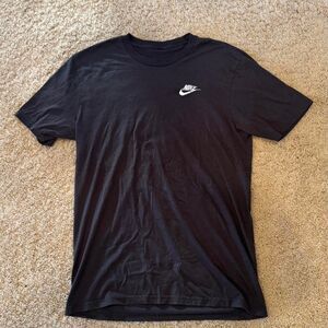 Nike Men's Black and Grey T-shirt